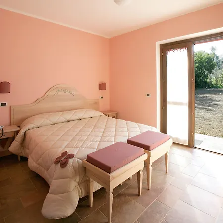Отель Poggio Fiorito Ассизи