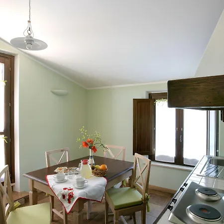 Poggio Fiorito * أسيسي