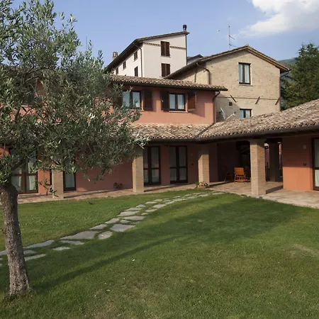 فندق Poggio Fiorito أسيسي